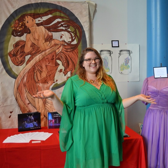 Hey there, I'm Sarah! - Picture 2 of 4